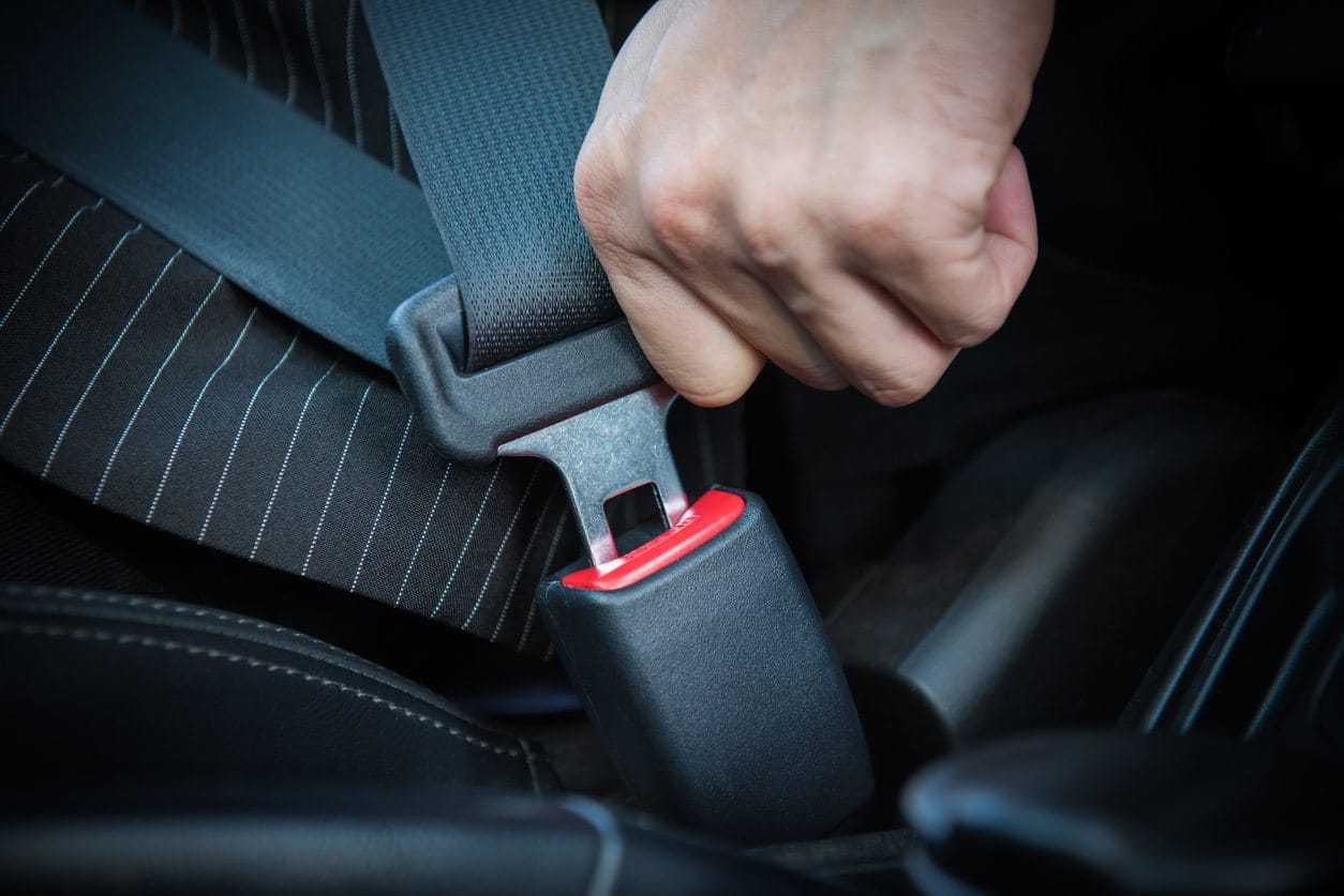 car accident seat belt injuries